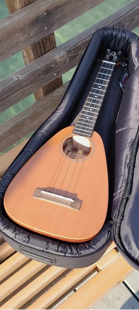 Romero Creations Vibrante Tiny Tenor Cedar Pau